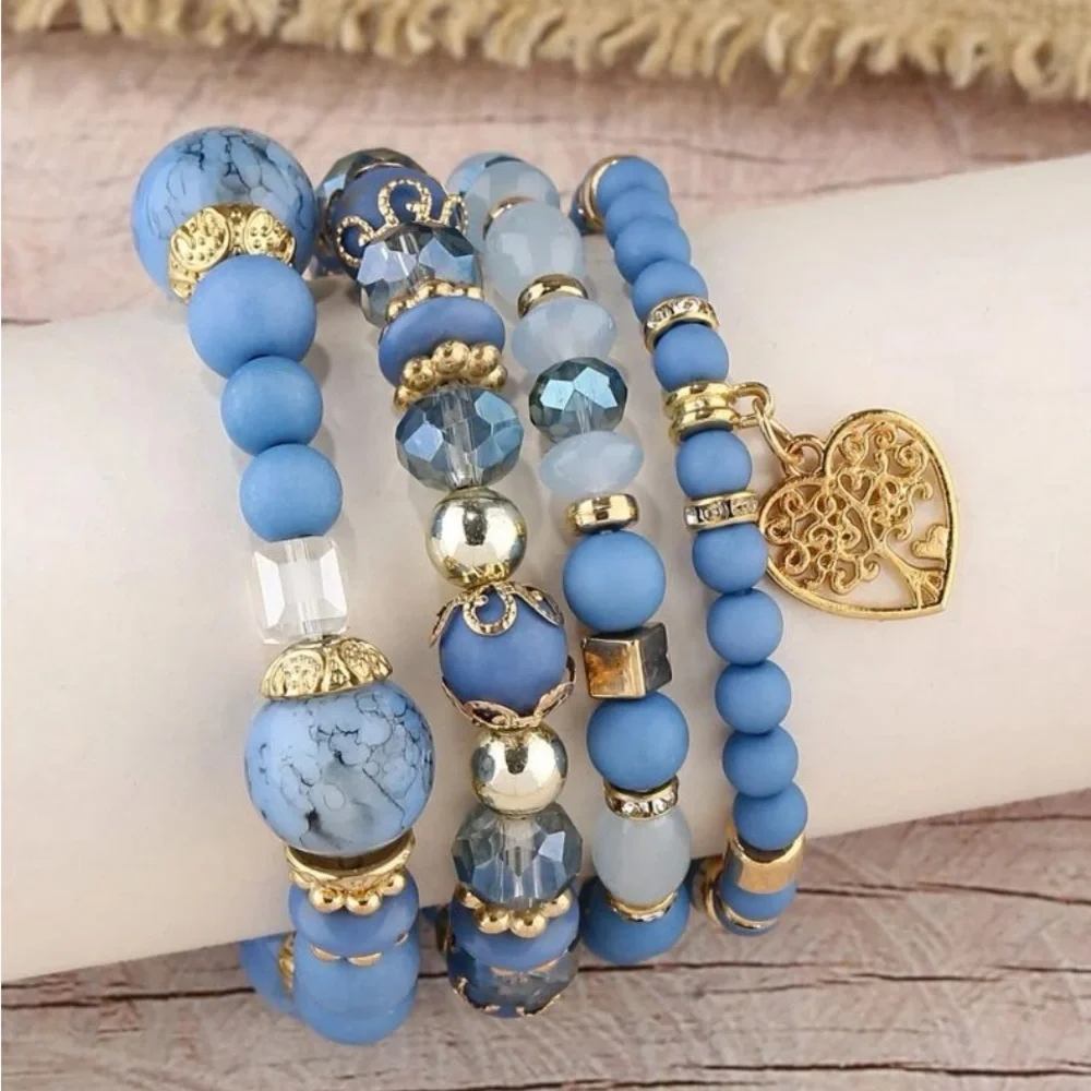 New 4 piece beaded bracelet heart charm - Picture 2 of 4